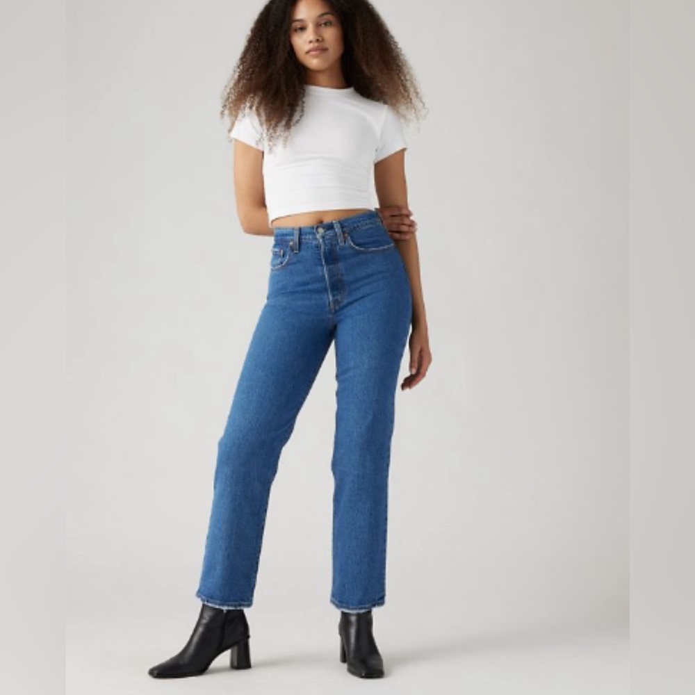 Levi’s Ribcage Straight Ankle Jeans Size 30